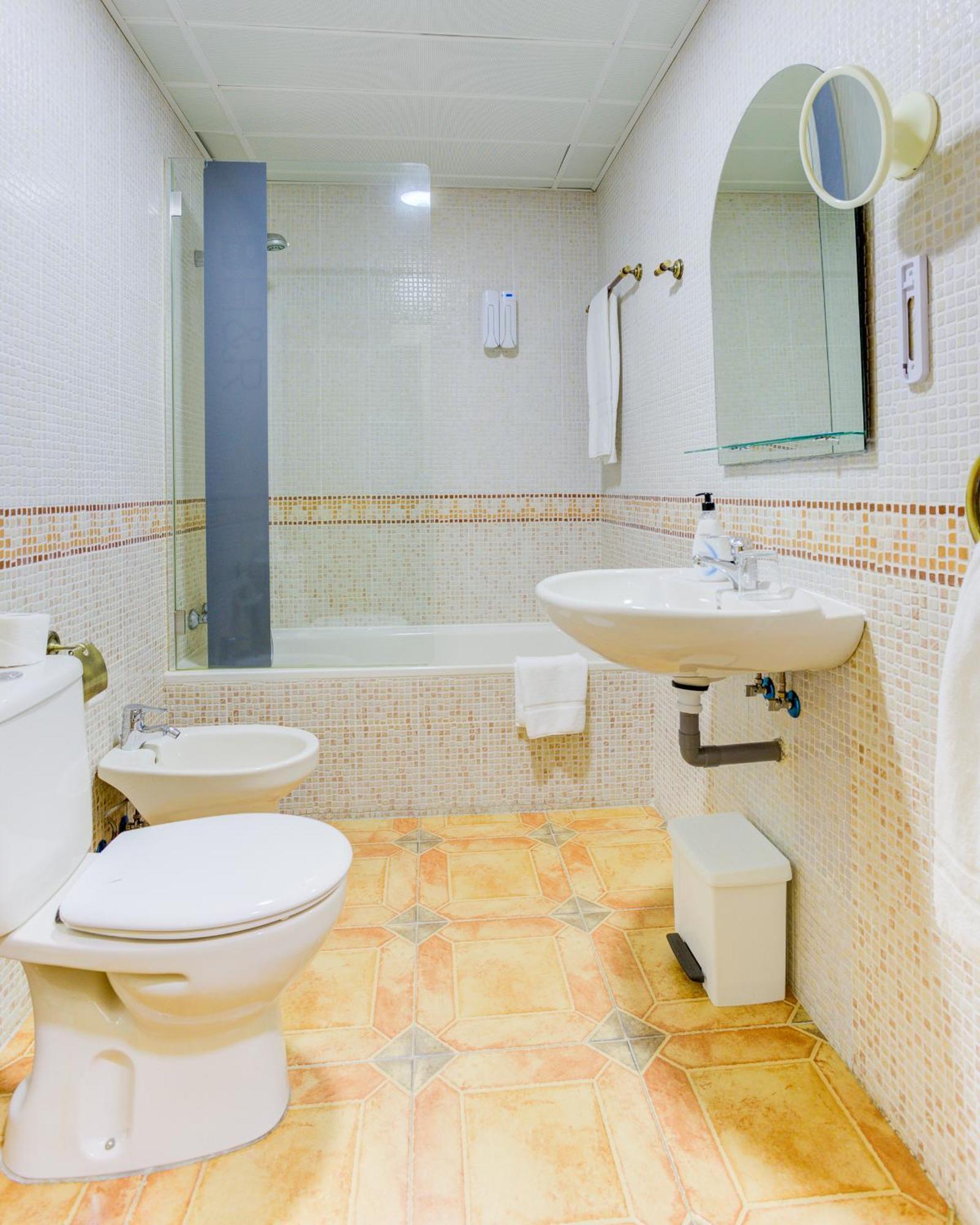Hotel Pizarro Humanes de Madrid Luaran gambar