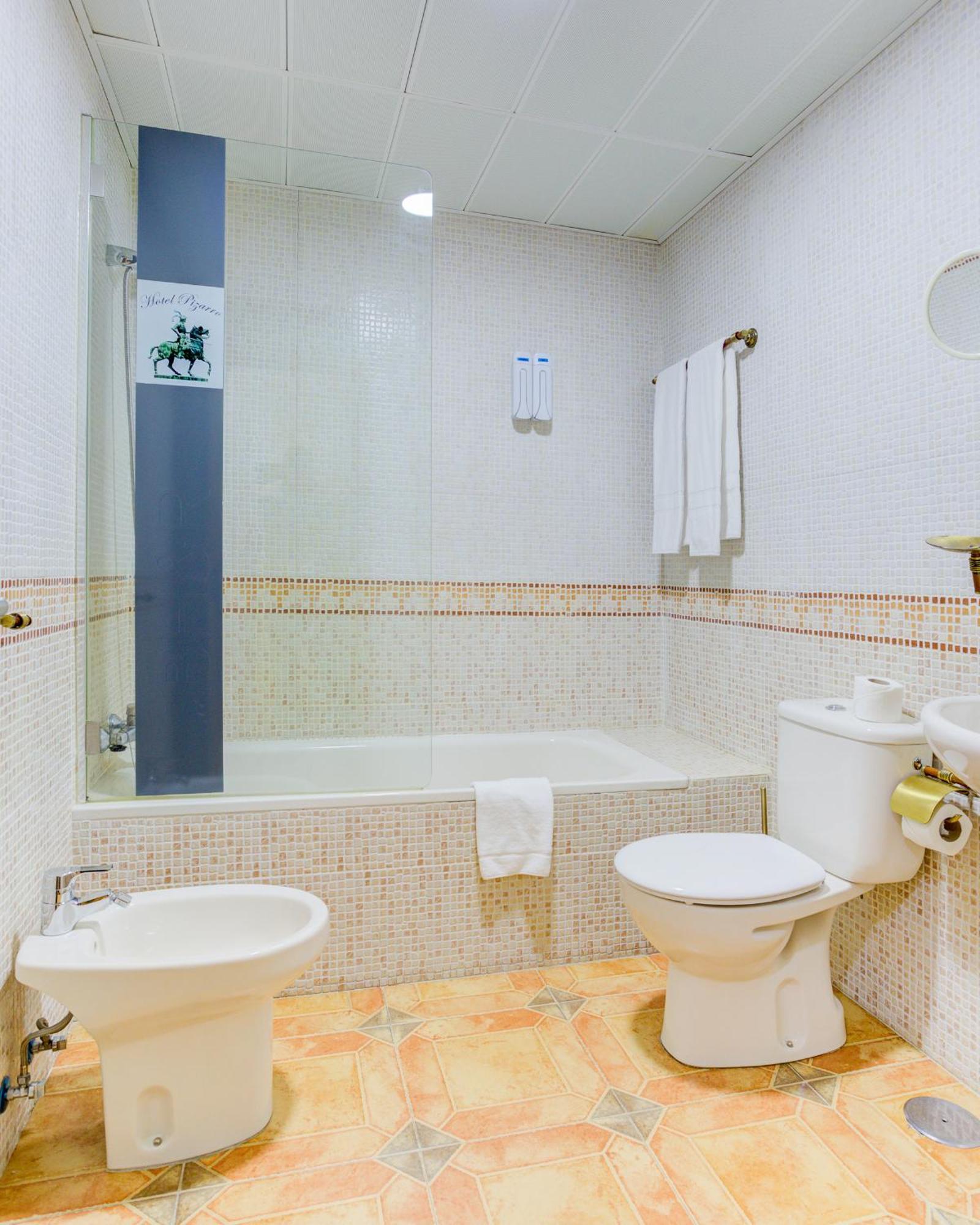 Hotel Pizarro Humanes de Madrid Luaran gambar